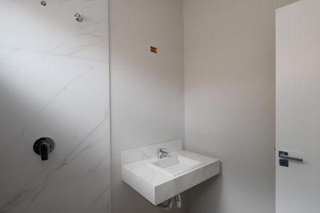 Casa à venda com 225m², 4 quartos e 2 vagasBanheiro 3 