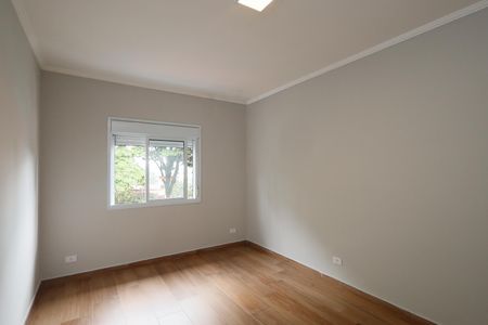 Casa à venda com 225m², 4 quartos e 2 vagasQuarto 2