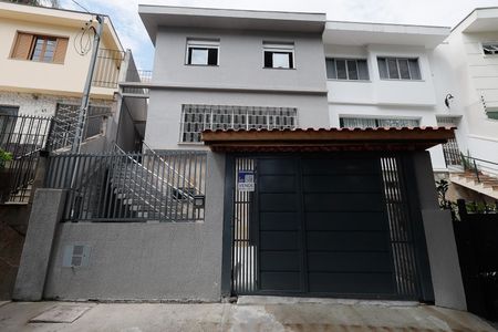 Casa à venda com 225m², 4 quartos e 2 vagasFachada / Placa 