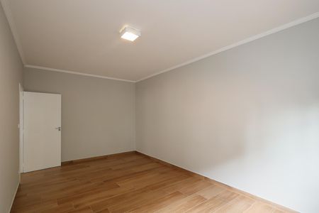 Casa à venda com 225m², 4 quartos e 2 vagasQuarto 3