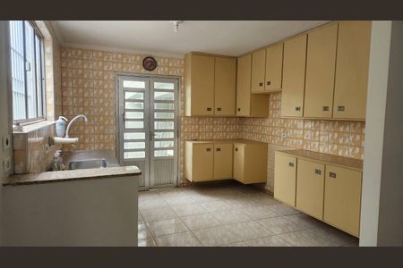 Casa à venda com 2 quartos, 183m² em Cipava, Osasco