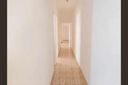 Casa à venda com 3 quartos, 180m² em Santo Antônio, Osasco