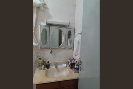 Casa à venda com 2 quartos, 146m² em Veloso, Osasco