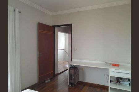 Casa à venda com 3 quartos, 278m² em Jaguaribe, Osasco