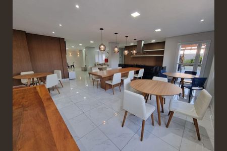 Apartamento à venda com 2 quartos, 57m² em Vila Yara, Osasco