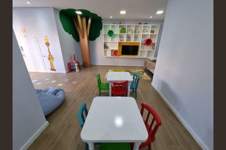 Apartamento à venda com 2 quartos, 57m² em Vila Yara, Osasco