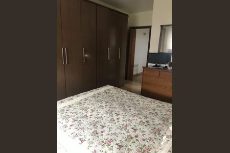 Casa à venda com 3 quartos, 207m² em Jardim das Flores, Osasco