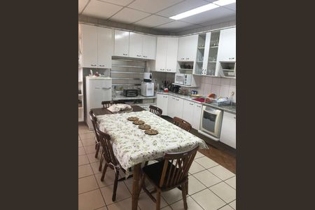 Casa à venda com 3 quartos, 207m² em Jardim das Flores, Osasco