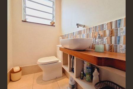 Casa à venda com 3 quartos, 152m² em Km 18, Osasco