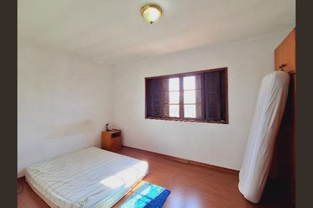 Casa à venda com 3 quartos, 152m² em Km 18, Osasco