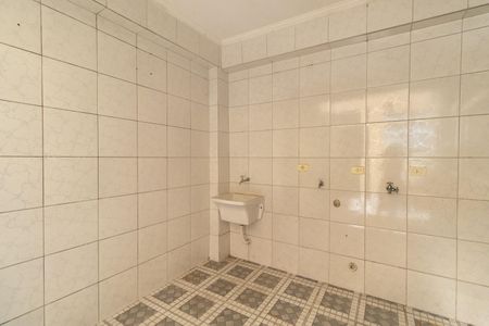 Casa para alugar com 72m², 2 quartos e 1 vagaÁrea de Serviço