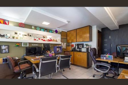 Casa à venda com 4 quartos, 540m² em Alphaville, Santana de Parnaíba