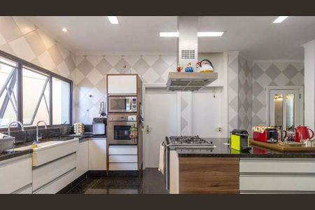 Casa à venda com 4 quartos, 540m² em Alphaville, Santana de Parnaíba