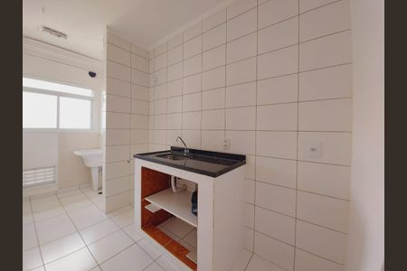 Apartamento à venda com 2 quartos, 51m² em Umuarama, Osasco