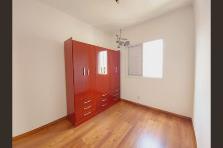 Apartamento à venda com 2 quartos, 51m² em Umuarama, Osasco
