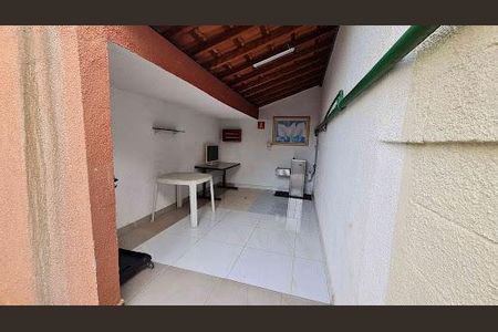 Apartamento à venda com 2 quartos, 52m² em Cidade das Flores, Osasco