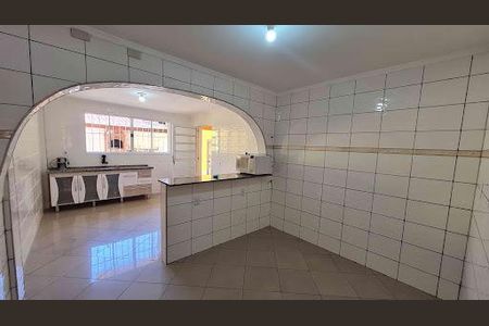 Casa à venda com 3 quartos, 200m² em Cidade das Flores, Osasco