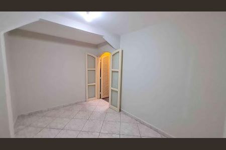 Casa à venda com 3 quartos, 200m² em Cidade das Flores, Osasco