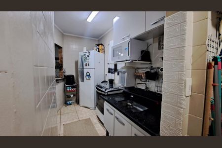 Apartamento à venda com 2 quartos, 60m² em Umuarama, Osasco