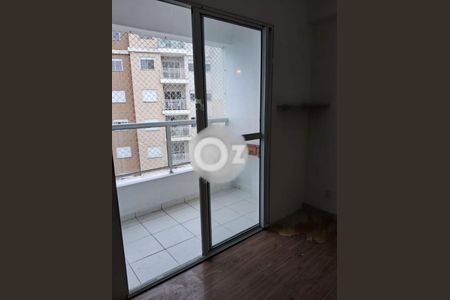 Apartamento à venda com 2 quartos, 48m² em Padroeira, Osasco