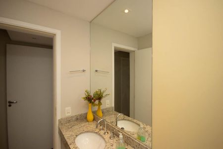 Apartamento para alugar com 130m², 3 quartos e 2 vagasBanheiro 2