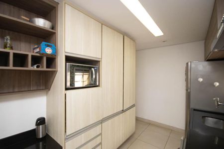 Apartamento para alugar com 130m², 3 quartos e 2 vagasCozinha - Armários