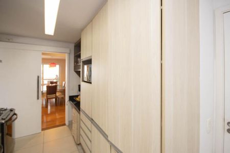 Apartamento para alugar com 130m², 3 quartos e 2 vagasCozinha - Armários