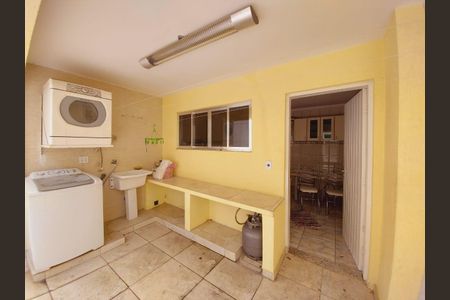 Casa à venda com 3 quartos, 150m² em Bela Vista, Osasco