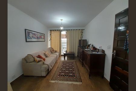 Casa à venda com 4 quartos, 200m² em Umuarama, Osasco