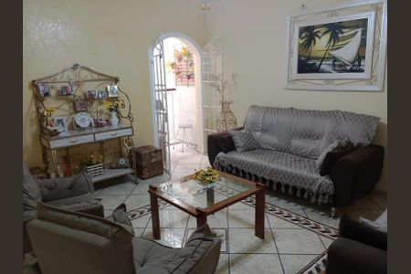 Foto 02 de casa à venda com 3 quartos, 219m² em Vila Osasco, Osasco