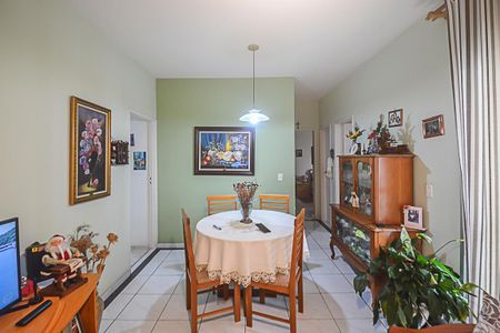 Apartamento à venda com 64m², 3 quartos e 1 vagaSala