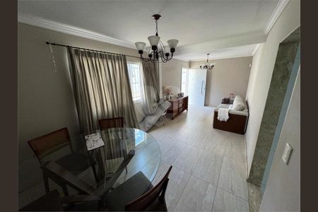 Casa à venda com 4 quartos, 237m² em Jardim das Samambaias, Jundiaí