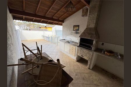 Casa à venda com 4 quartos, 237m² em Jardim das Samambaias, Jundiaí