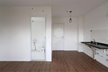 Studio à venda com 27m², 1 quarto e sem vaga