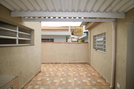 Casa à venda com 105m², 2 quartos e 1 vagaÁrea de Serviço