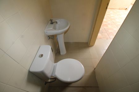 Casa à venda com 105m², 2 quartos e 1 vagaBanheiro