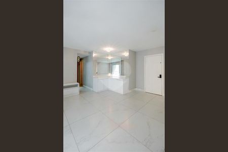 Apartamento à venda com 2 quartos, 74m² em Jardim Arpoador, São Paulo