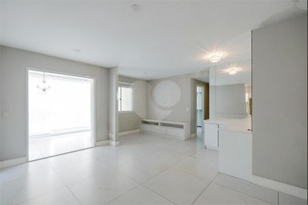 Apartamento à venda com 2 quartos, 74m² em Jardim Arpoador, São Paulo