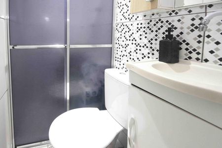 Casa à venda com 300m², 5 quartos e 2 vagasBanheiro 02