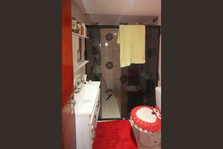 Casa à venda com 300m², 5 quartos e 2 vagasBanheiro Casa 02