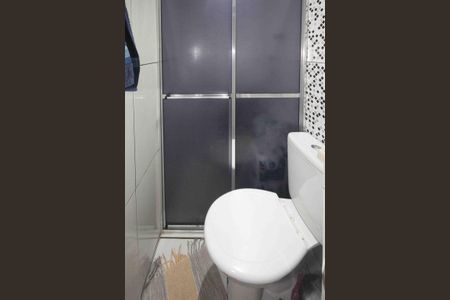 Casa à venda com 300m², 5 quartos e 2 vagasBanheiro 02