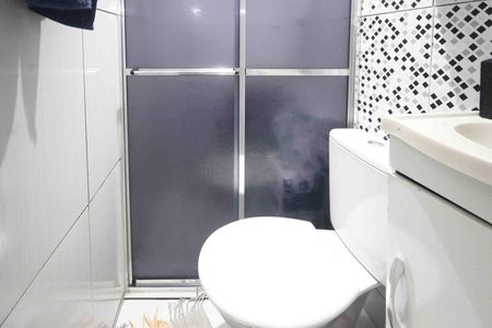 Casa à venda com 300m², 5 quartos e 2 vagasBanheiro 02