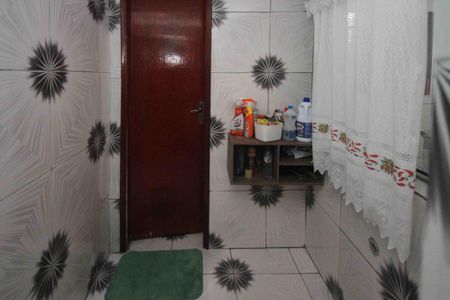 Casa à venda com 300m², 5 quartos e 2 vagasBanheiro Casa 02