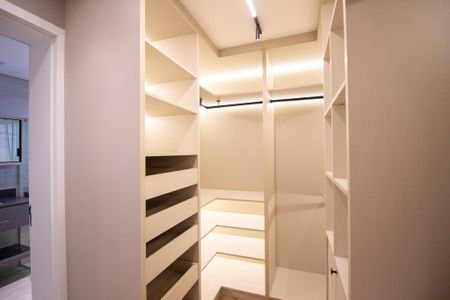 Apartamento para alugar com 128m², 3 quartos e 3 vagasCloset da Suite 1