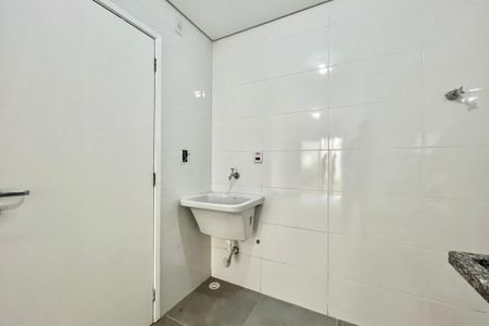 Apartamento para alugar com 90m², 2 quartos e 1 vagaÁrea de Serviço