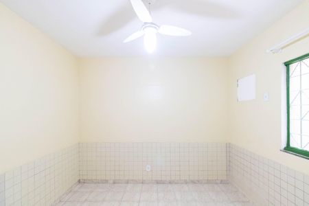 Casa para alugar com 40m², 1 quarto e sem vagaQuarto 