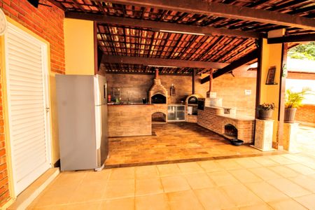 Casa de condomínio à venda com 315m², 5 quartos e 4 vagasÁrea gourmet