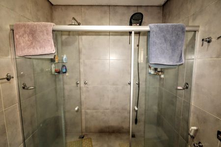 Casa de condomínio à venda com 315m², 5 quartos e 4 vagasbanheiro 4