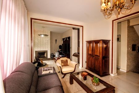 sala de casa de condomínio à venda com 5 quartos, 315m² em Res Jambreiro, Nova Lima