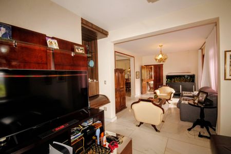 Casa de condomínio à venda com 315m², 5 quartos e 4 vagassala 2